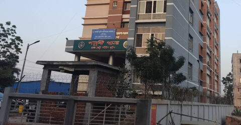 পুলিশ সদস্যকে কামড়ে পল্লবীতে আসামি ছিনতাই, গ্রেপ্তার ৫