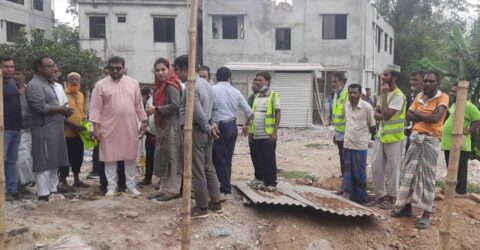 মোহাম্মদপুর কাটাসুর খালের অবৈধ স্থাপনা উচ্ছেদে অভিযান