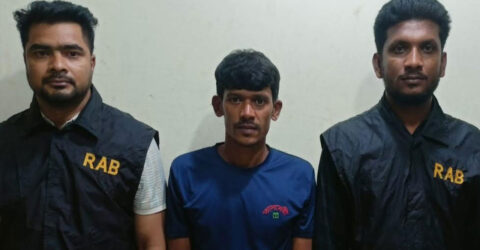 সন্দেহ এড়াতে বিচারের দাবিতে মানববন্ধনে অংশ নেন হত্যাকারী মামুন