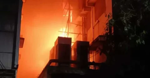 কলকাতায় হোটেলে আগুন, নিহত ১৪