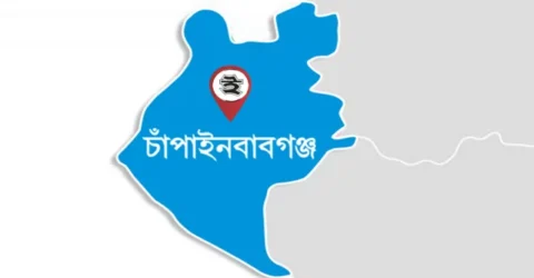 অনৈতিক কাজের অভিযোগে বসতবাড়িতে ভাঙচুর, অগ্নিসংযোগ