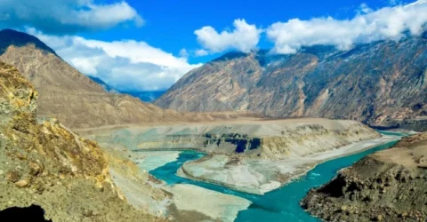 আলোচনার কেন্দ্রে সিন্ধুর পানি
