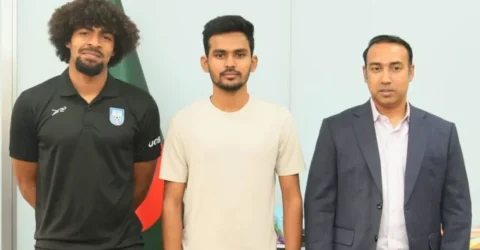 জাতীয় স্টেডিয়ামে হামজার ‘অভিষেকে’ বাধা দেখছেন না ক্রীড়া উপদেষ্টা