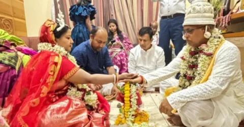 দিলীপ ঘোষের নতুন জীবন শুরু, বিবাহবন্ধনে আবদ্ধ হলেন রিঙ্কু মজুমদারের সঙ্গে