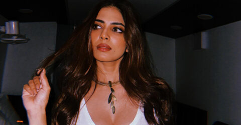 ট্রেনে অভিনেত্রীকে অশ্লীল প্রস্তাব, জানালেন বীভৎস অভিজ্ঞতা