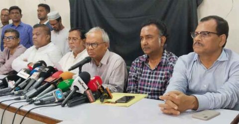 পুলিশ-প্রশাসন ও স্বরাষ্ট্র মন্ত্রণালয়ে হাসিনার অলিগার্করা থাকায় ফ্যাসিস্টরা ফিরে আসার হুমকী দিচ্ছে : রিজভী