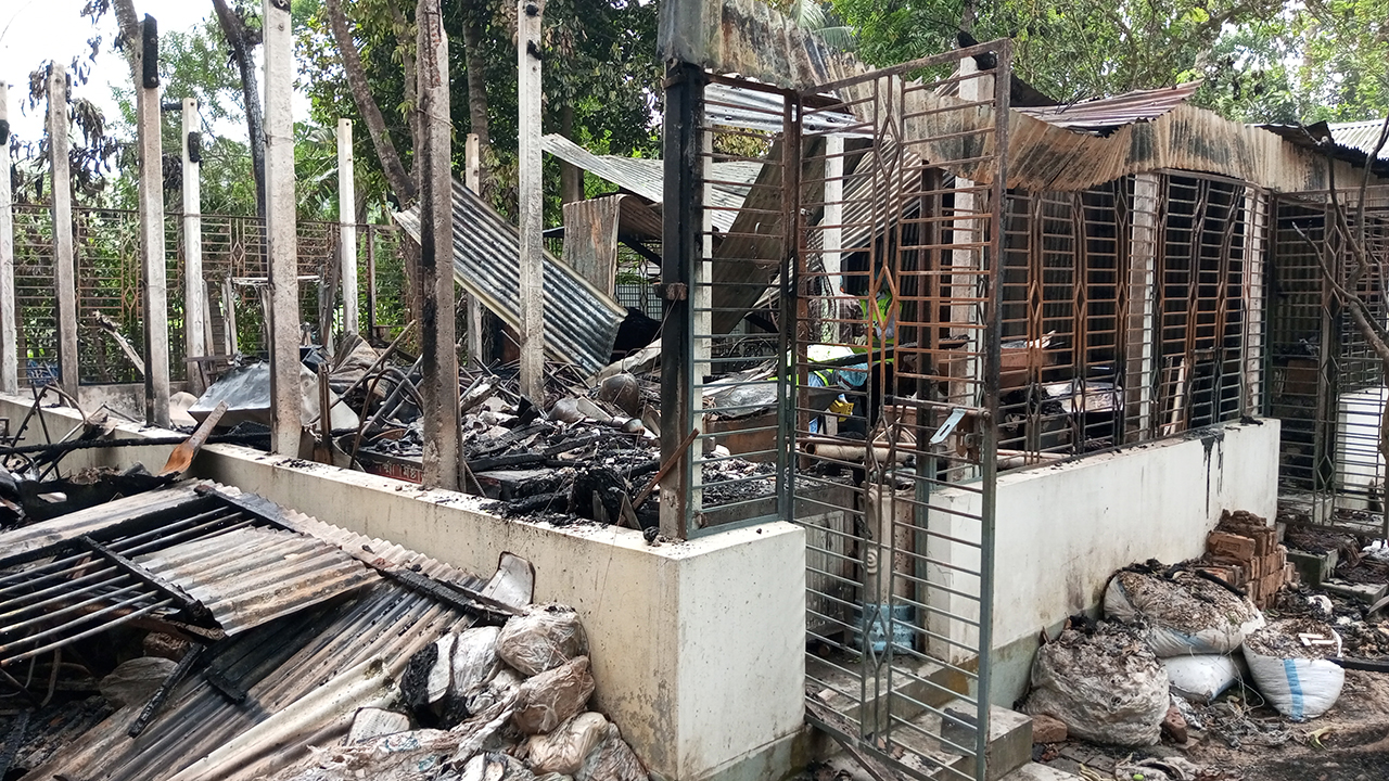 ভাস্কর্য শিল্পীর বাড়িতে আগুন : ৭ সদস্যের তদন্ত কমিটি গঠন