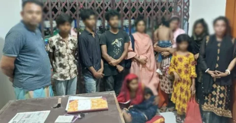 সুন্দবন সংলগ্ন সীমান্ত দিয়ে ‘ভারতে পাচারের’ সময় নারী-শিশুসহ আটক ১২