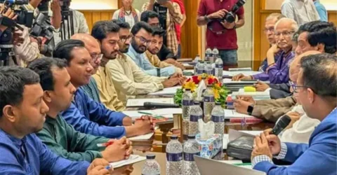 জাতীয় ঐকমত্য কমিশনের সঙ্গে বৈঠকে গণঅধিকার পরিষদ