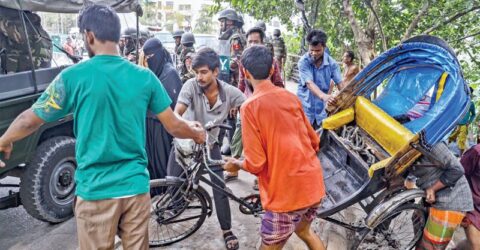 সড়কে নৈরাজ্যের নেপথ্যে কারা?
