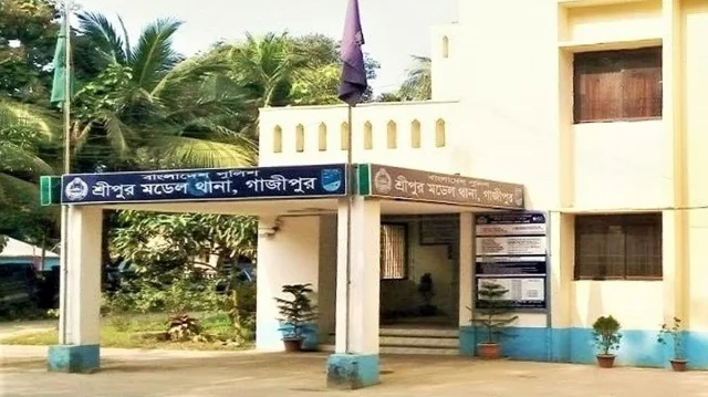 মাদকাসক্ত পুত্রকে হত্যা করে পিতা থানায় এসে হাজির