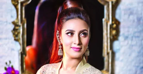 চুলে রঙ করার আগে কী করবেন