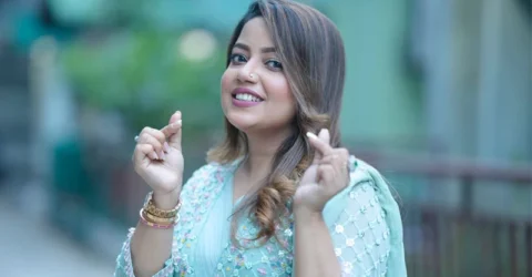 শিল্পী পরিচয় ভালোবাসি বলেই সংগীতে ডুবে আছি: কনা
