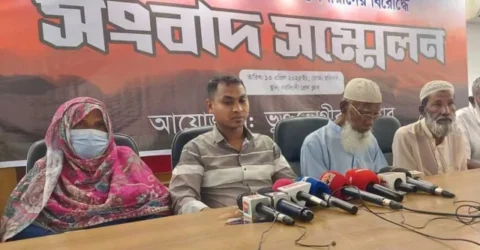 চাঁদা না দেওয়ায় ব্যবসায়ীকে মারধরের অভিযোগ শ্রমিকদল নেতার বিরুদ্ধে