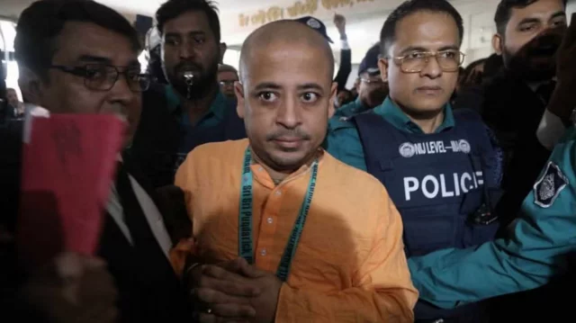 জামিন পেলেন চিন্ময় কৃষ্ণ দাস