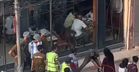 কফিশপে মারধরের শিকার সেই তরুণীর খোঁজ মিলেছে