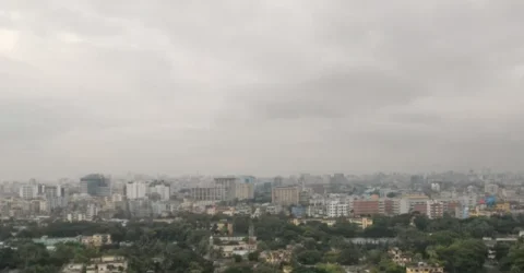 ঢাকার আকাশ আংশিক মেঘলা থাকলেও তাপমাত্রা অপরিবর্তিত থাকবে