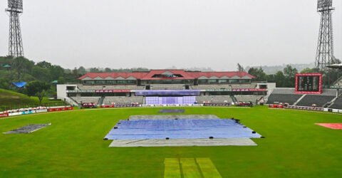 বৃষ্টিতে বাংলাদেশের ম্যাচ শুরুতে বিলম্ব