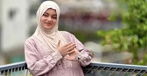 মানুষকে ইসলামের শিক্ষা দিতে বেশি ভালো লাগে : লুবাবা