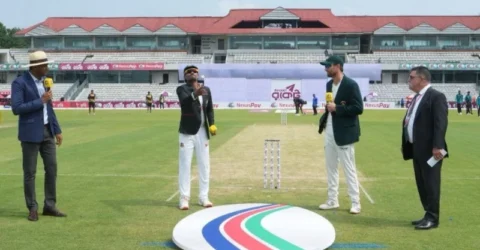 টস জিতে ব্যাটিংয়ে বাংলাদেশ