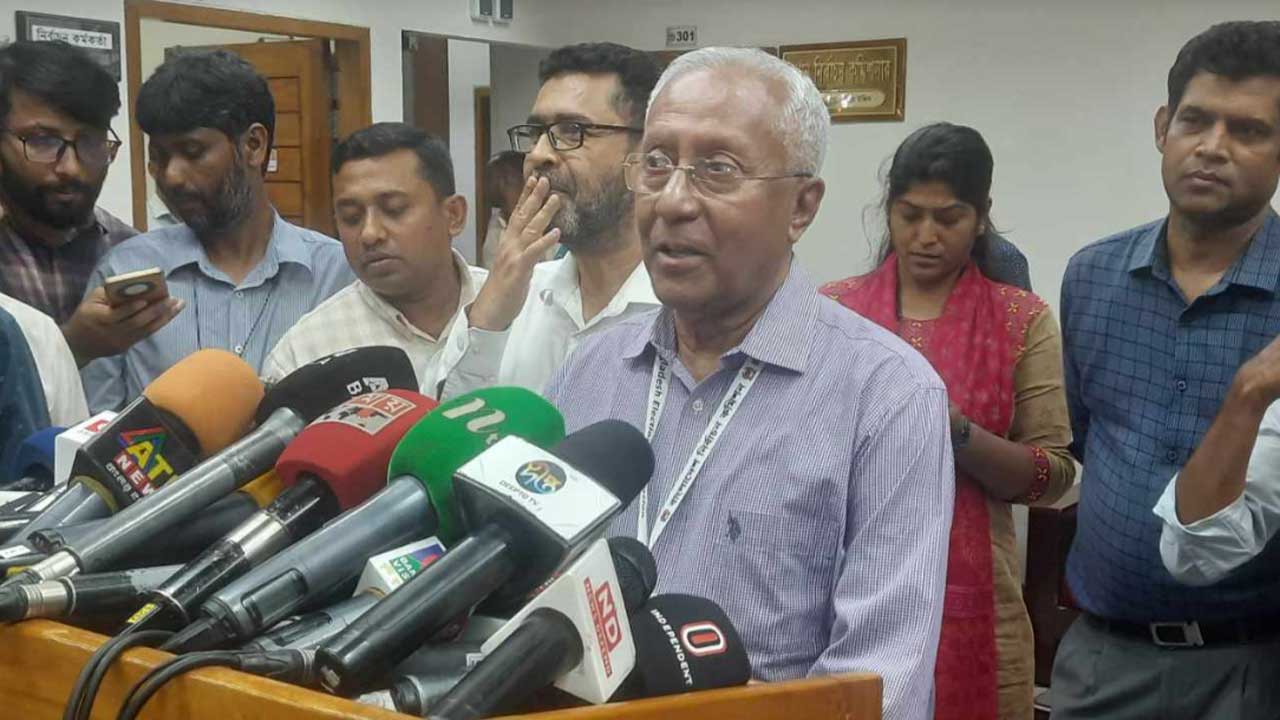 আওয়ামী লীগের নিবন্ধন স্থগিত : ইসি