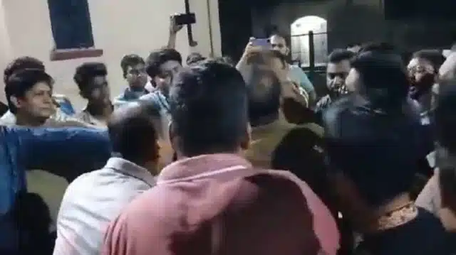 শেকৃবিতে ছাত্রদলের দু’পক্ষের হাতাহাতি, পরে বিস্ফোরণ