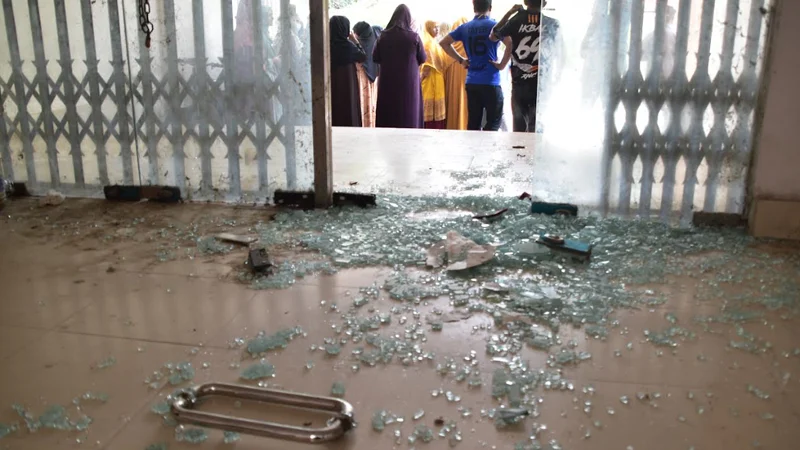 ডিপ্লোমা ও বিএসসি নার্সদের সংঘর্ষে আহত ১০