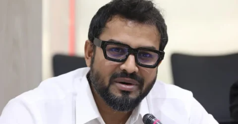 ঢাকার ৩৩ খাল দখলমুক্ত ও সবুজায়নে স্বেচ্ছাসেবক নিয়োগ