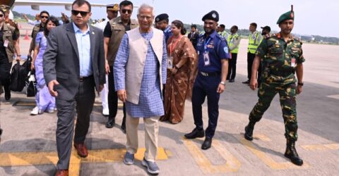 প্রধান উপদেষ্টার দায়িত্ব গ্রহণের পর প্রথমবার চট্টগ্রামে ড. ইউনূস