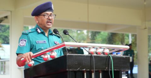 সেবা দিয়ে জনগণের মন জয় করতে হবে : ডিএমপি কমিশনার