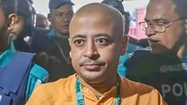 চিন্ময় দাসকে আরও চার মামলায় গ্রেপ্তার দেখানো হলো