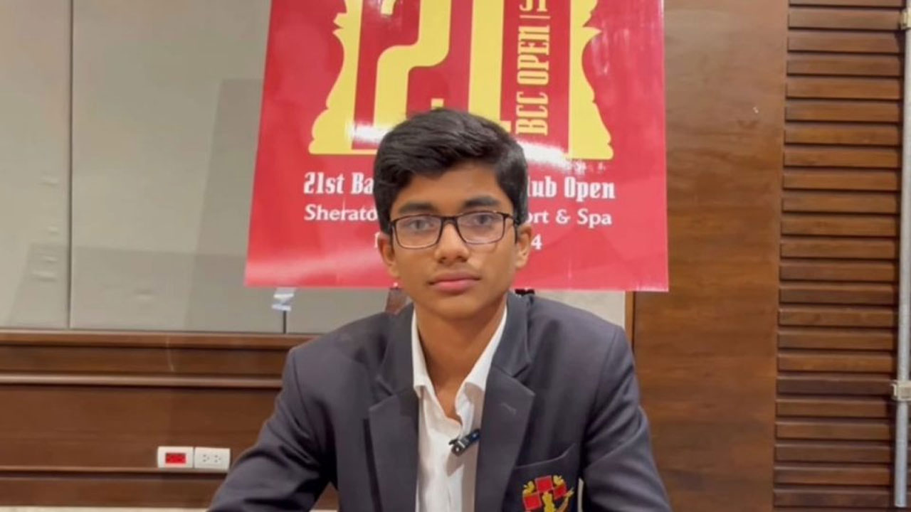 গ্র্যান্ডমাস্টারকে রুখেও জিএম নর্ম মিস নীড়ের