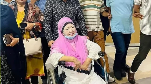 মঙ্গলবার সকাল সাড়ে ১০টায় দেশে আসছেন খালেদা জিয়া