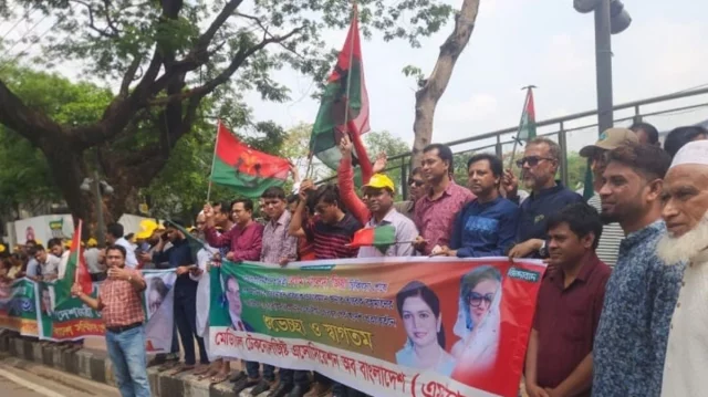 খালেদা জিয়া আগমন: স্লোগানে মুখর বিমানবন্দর থেকে ফিরোজা
