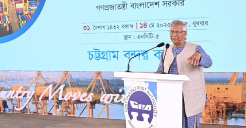 দেশের অর্থনীতি পাল্টাতে চট্টগ্রাম বন্দর আমাদের ভরসা : প্রধান উপদেষ্টা