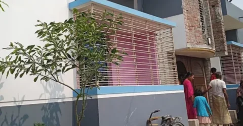 রাজশাহীতে স্বর্ণ ব্যবসায়ীর বাড়িতে ডাকাতের হানা, স্বামী-স্ত্রীকে কুপিয়ে মালামাল লুট