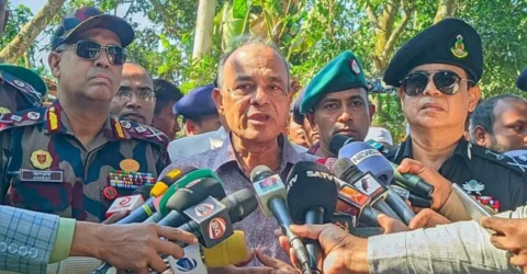 অবৈধ ভারতীয়দের প্রোপার চ্যানেলে পাঠানো হবে: স্বরাষ্ট্র উপদেষ্টা