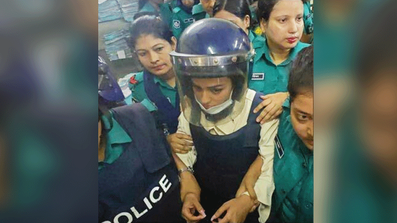 ফ্যাসিস্টের সমর্থক বলায় কাঠগড়ায় ‘কাঁদলেন’ নুসরাত ফারিয়া