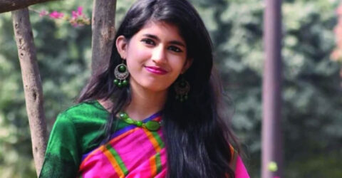 জবির ৩ দফা দাবির প্রতি পূর্ণ সংহতি জ্ঞাপন করলেন উমামা ফাতেমা