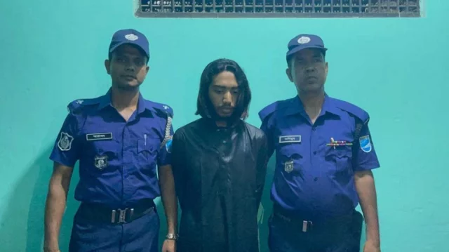 তৃতীয় শ্রেণির শিক্ষার্থীকে বলাৎকারের অভিযোগে মাদ্রাসা শিক্ষক গ্রেপ্তার