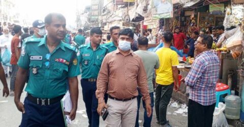 ঢাকার রাস্তায় উচ্ছেদ অভিযান ডিএমপির, গ্রেপ্তার