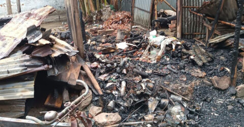 জামালপুরে আগুনে পুড়ে আশি বছরের বৃদ্ধার মৃত্যু