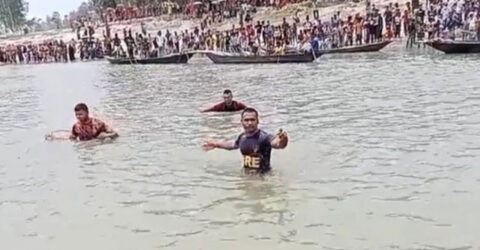 ব্রহ্মপুত্র নদে ভেসে উঠল ২ ভাইয়ের মরদেহ