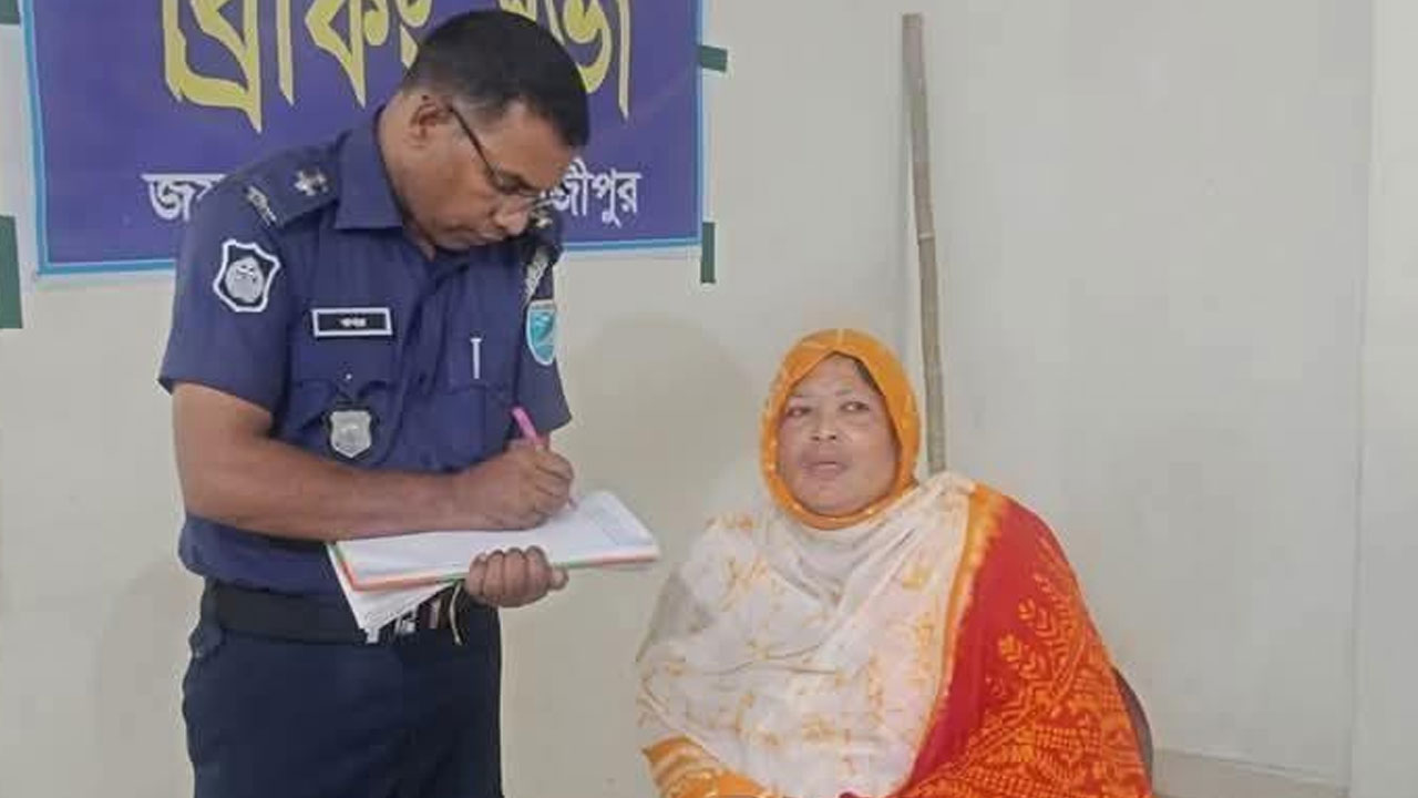 গাজীপুরে মহিলা আ.লীগের সাংগঠনিক সম্পাদক গ্রেপ্তার