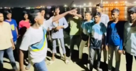 চট্টগ্রামে নিষিদ্ধ ছাত্রলীগের ঝটিকা মিছিল
