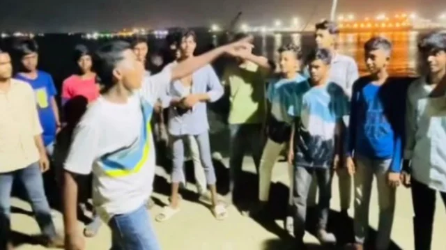 চট্টগ্রামে নিষিদ্ধ ছাত্রলীগের ঝটিকা মিছিল