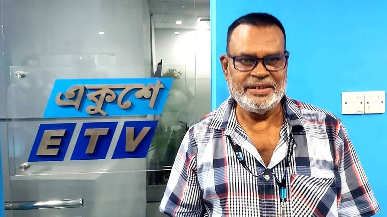 সাংবাদিক নবীউর রহমান মারা গেছেন