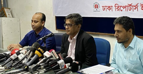 ভারতের টিভি চ্যানেল তামাশা বিক্রি করে : শফিকুল আলম