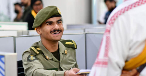সোমালিয়ান, নাইজেরিয়ান হজযাত্রীদের স্বাগত জানানোর দৃশ্য