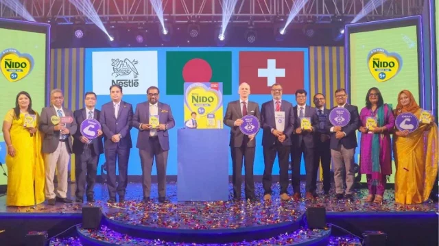 নিডো ৫+ এর মোড়ক উন্মোচনে সুইস রাষ্ট্রদূত